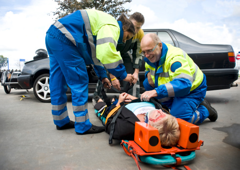 What to do after a car accident? Call 911 immediately. Car accidents Oklahoma.